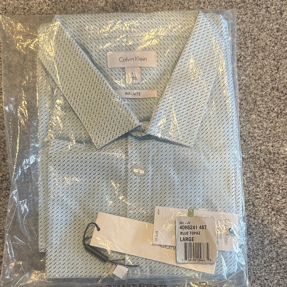 Calvin Klein Men's Light Blue Dress Shirt